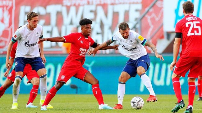 榜首位置 榜首位置