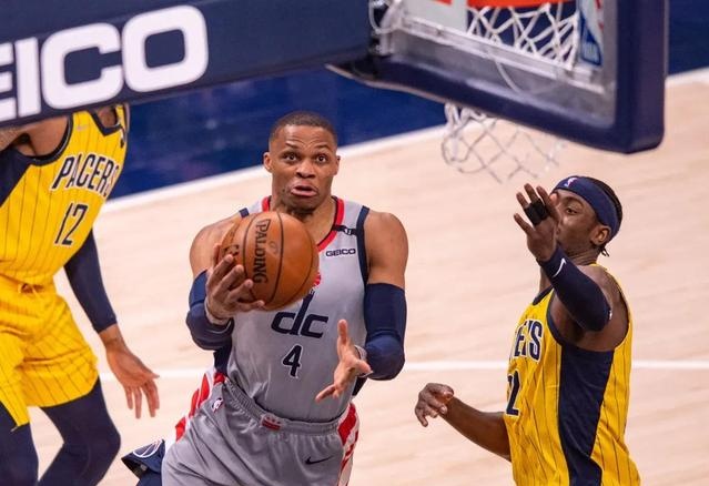 利雅得新月 利雅得新月